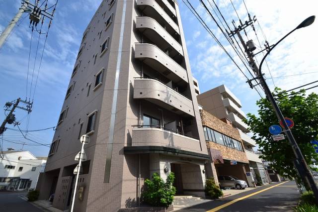 広島市西区南観音町のマンションの建物外観