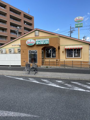 【プログレッソ八田の飲食店】