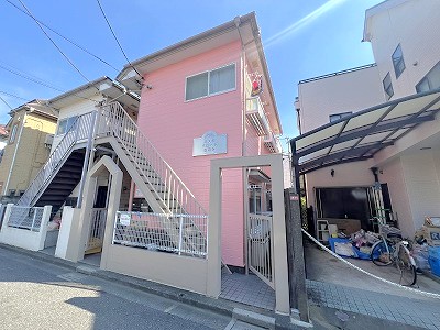 建物外観　【高円寺駅】徒歩８分