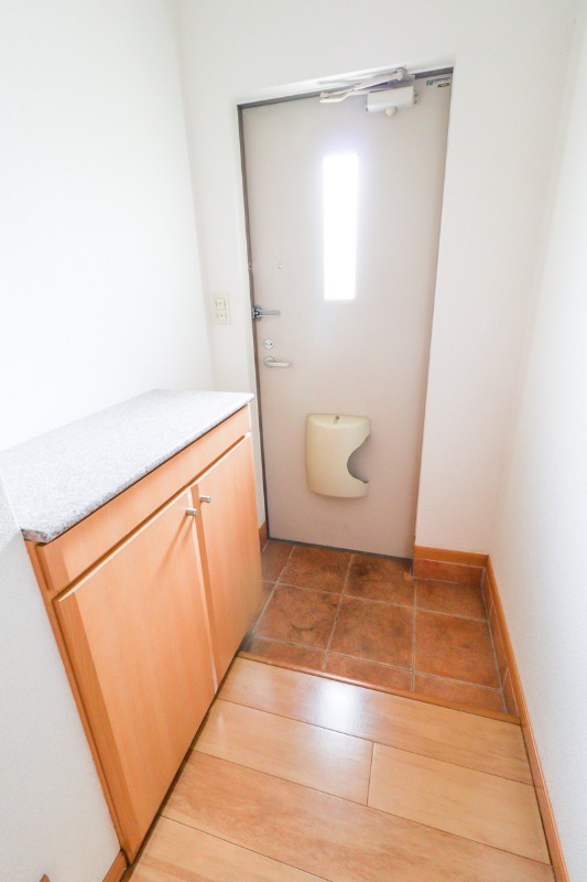 玄関　図面と現状に相違がある場合には現状を優先