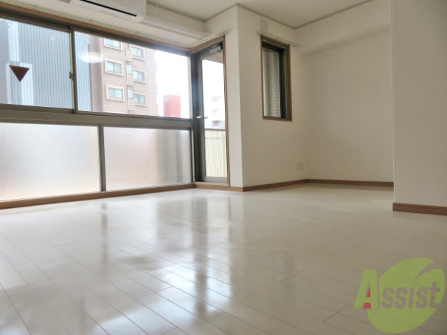 居室・リビング　広くてキレイなＬＤＫが広がっていて、充実した生活が送れそう。