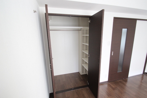 収納　※別部屋の写真です