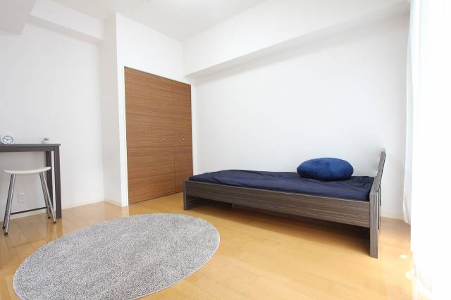 その他部屋・スペース　６帖の洋間です