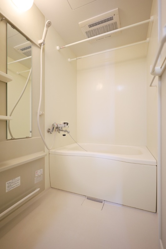 バス・シャワールーム　図面と現状に相違がある場合には現状を優先