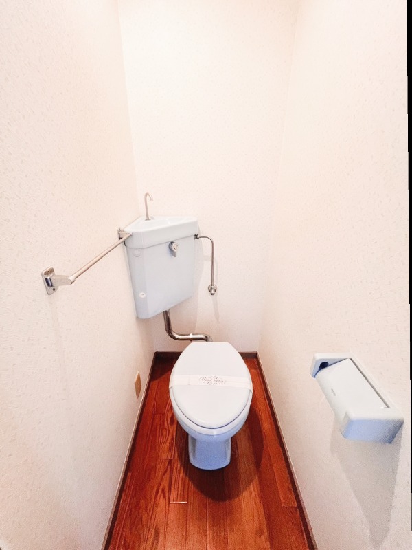 サバーブ香椎のトイレ写真