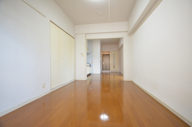 居室・リビング　別号室の写真です