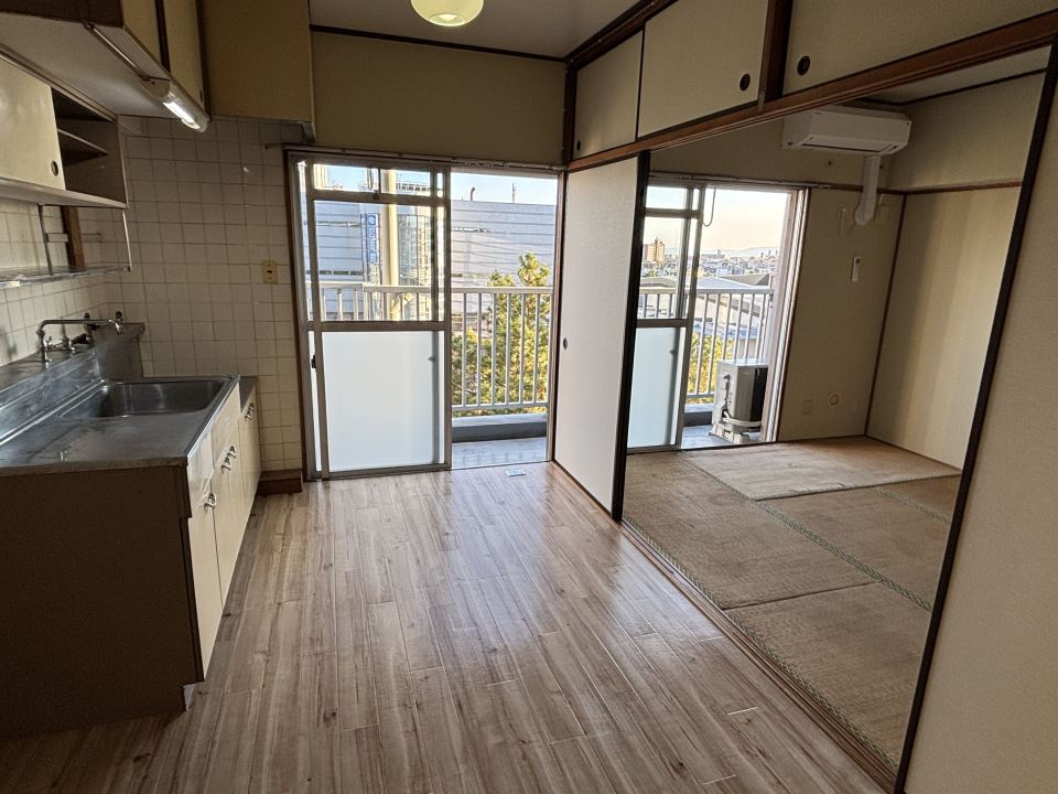 居室・リビング　東南向きの２ＤＫ