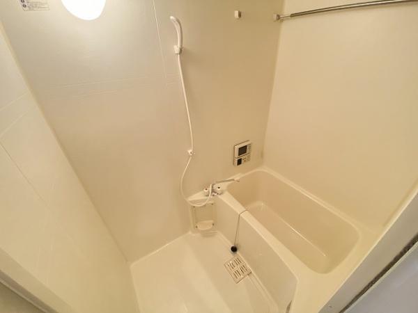 バス・シャワールーム　キレイな浴室です！