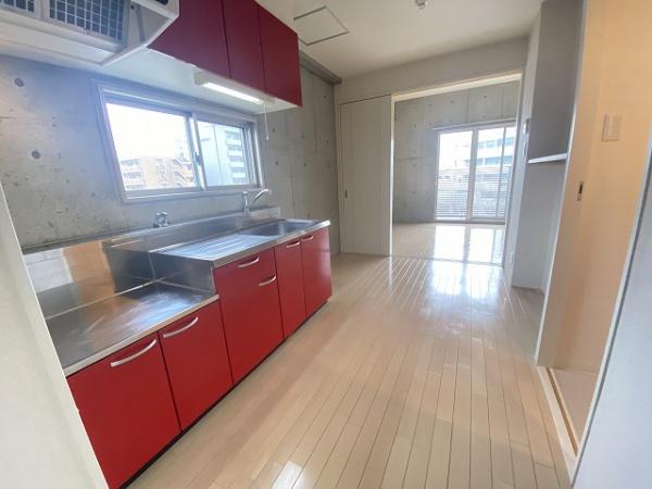 居室・リビング　室内きれいです！