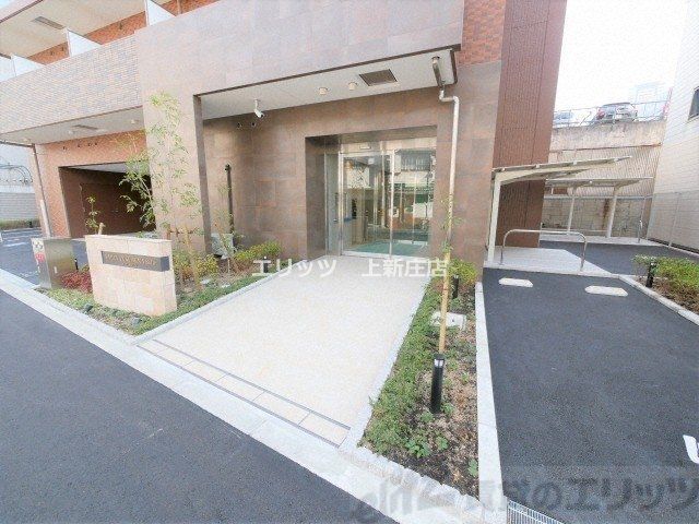 エントランス　エントランス