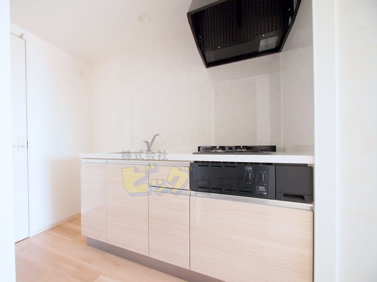 キッチン　人気の独立式システムキッチンです♪