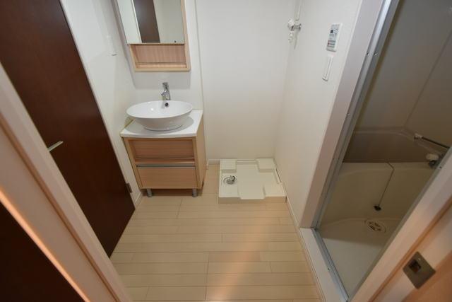 洗面設備　※参考写真