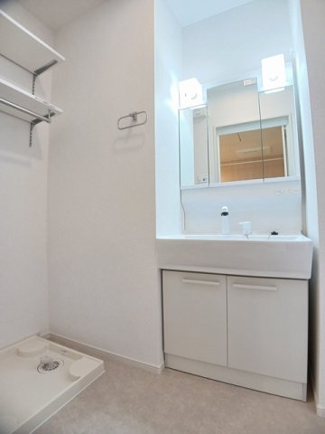 洗面設備　忙しい朝には欠かせない洗面所です