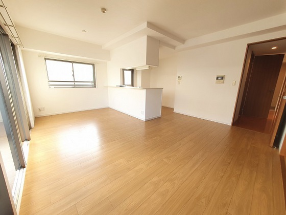 居室・リビング　※別部屋の写真です