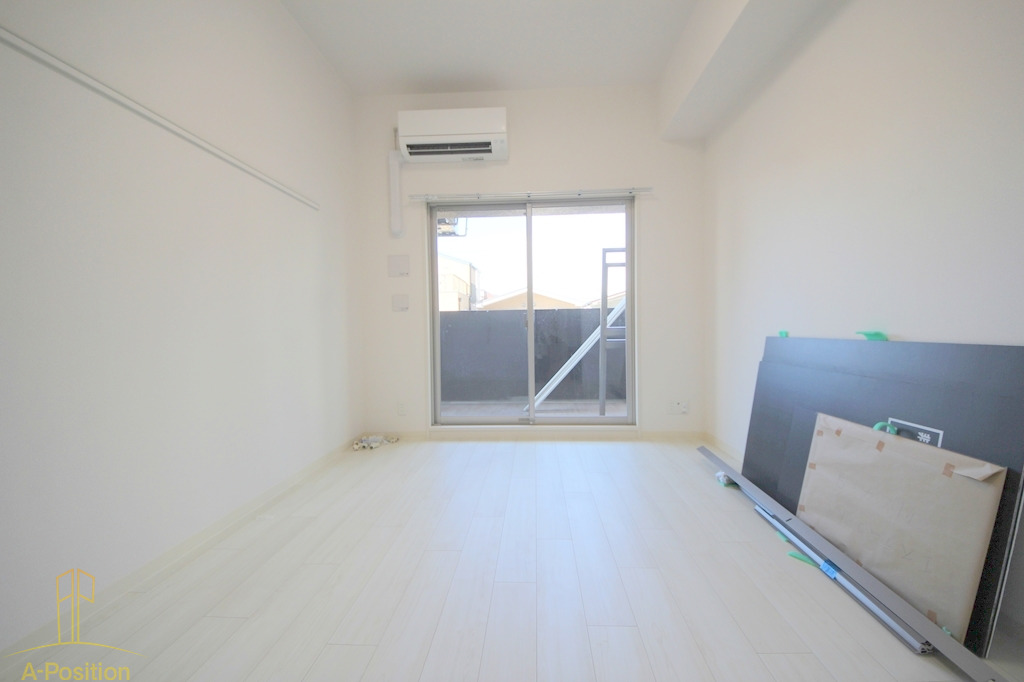 居室・リビング　エステムコート大阪WESTII