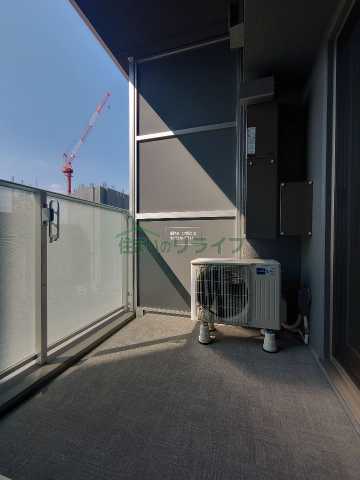 バルコニー　別部屋の参考写真になります。