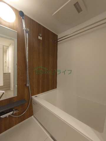 バス・シャワールーム　別部屋の参考写真になります。