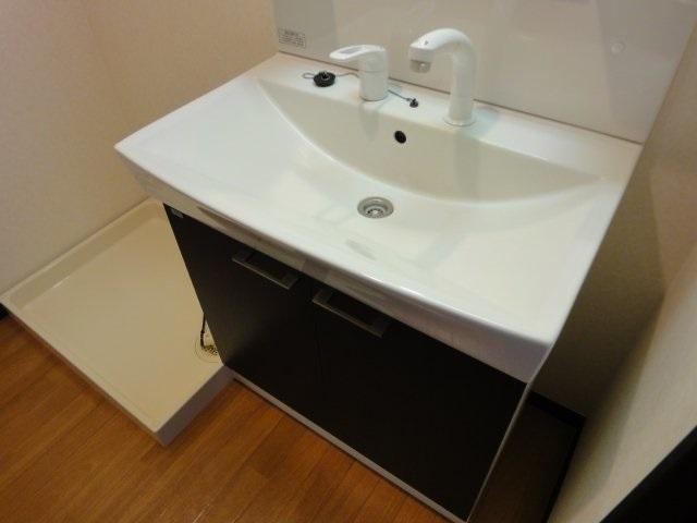 洗面設備　洗髪洗面化粧台