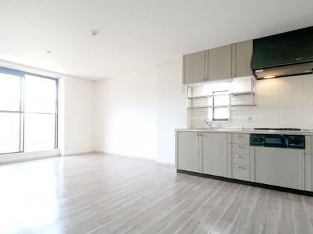 居室・リビング　使いやすい居間です