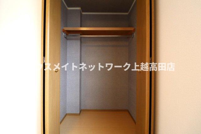 収納　クローゼット