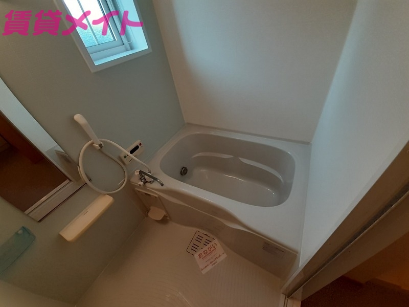 バス・シャワールーム　同型参考写真