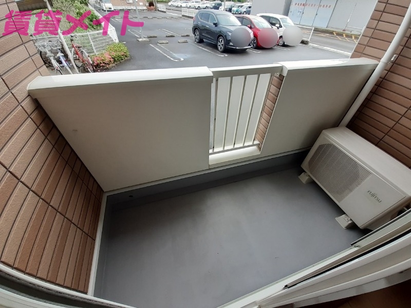 バルコニー　同型参考写真