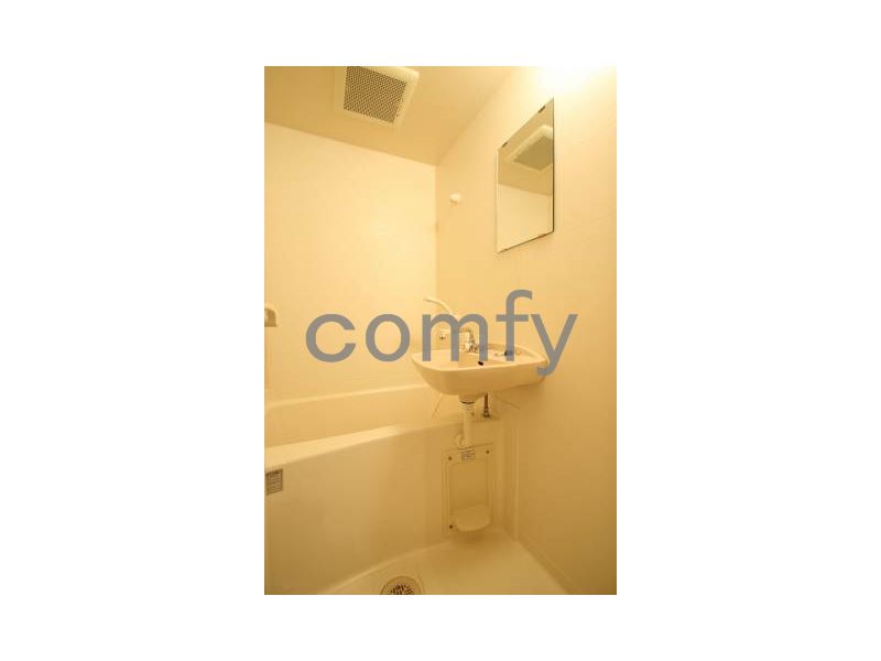 バス・シャワールーム　バスルーム