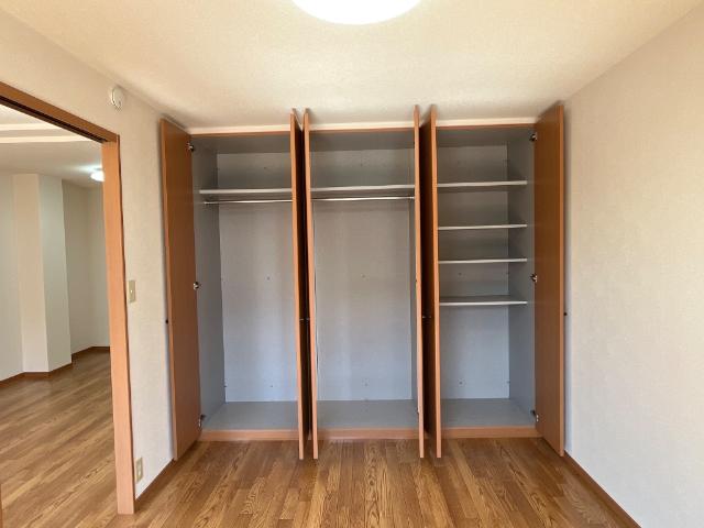 収納　クローゼット