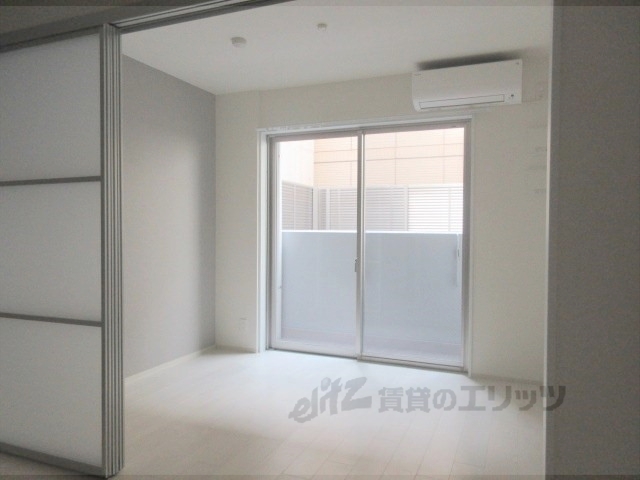 居室・リビング　洋室