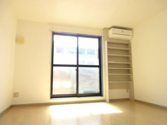 その他部屋・スペース　洋室8帖