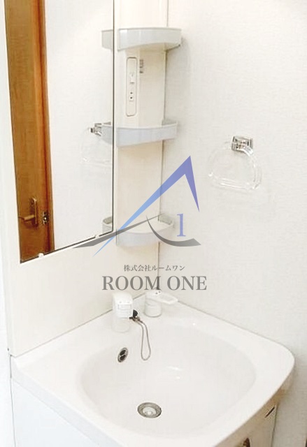 洗面設備　洗面台です。