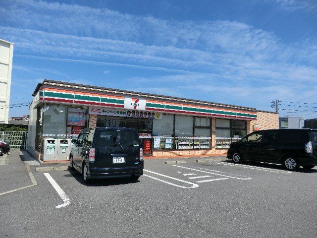 コンビニ　セブンイレブン（コンビニ）まで427m