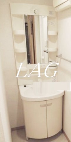 洗面設備　洗面台です。