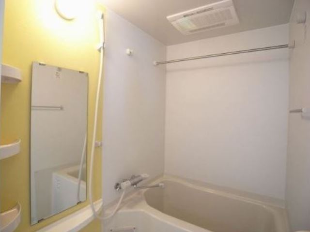 バス・シャワールーム　浴室