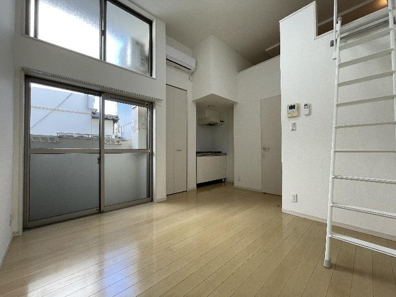 居室・リビング　ゆったりとした居間です