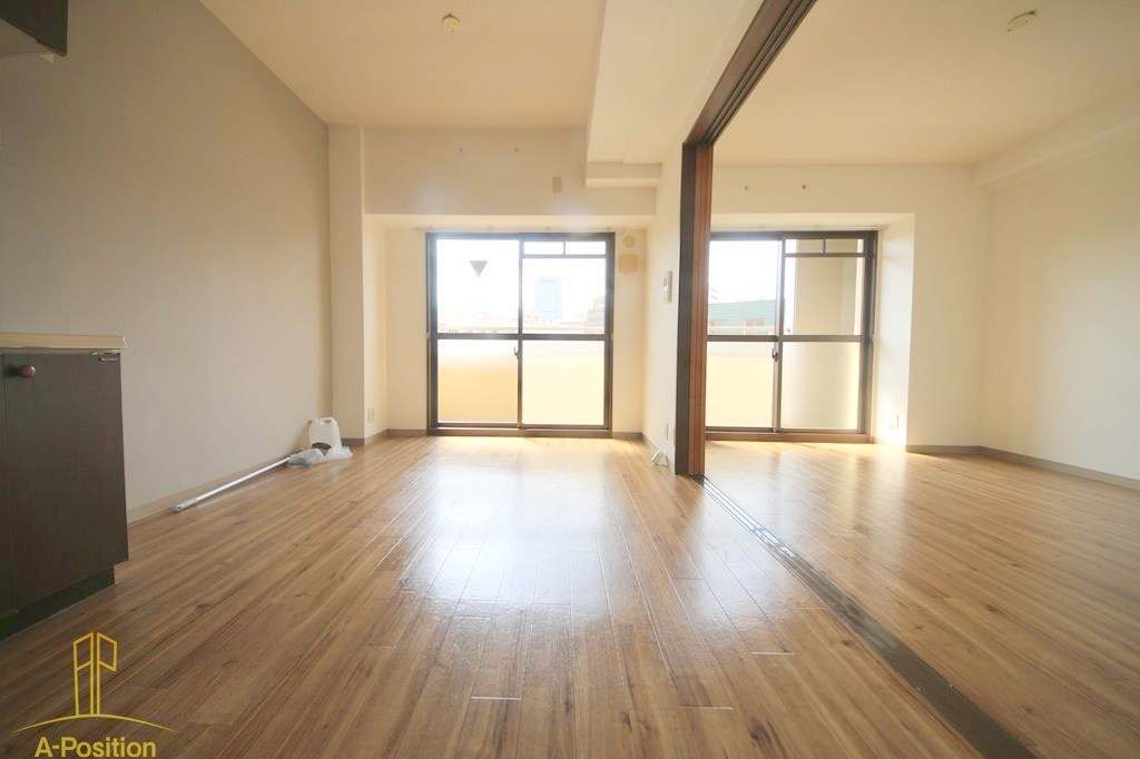 居室・リビング　パームヒルズ