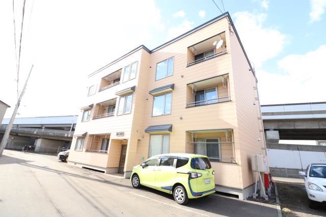建物外観　綺麗な外観です★