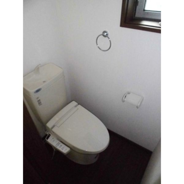トイレ　※別部屋同間取りのお写真となります。参考にご覧くださいませ。