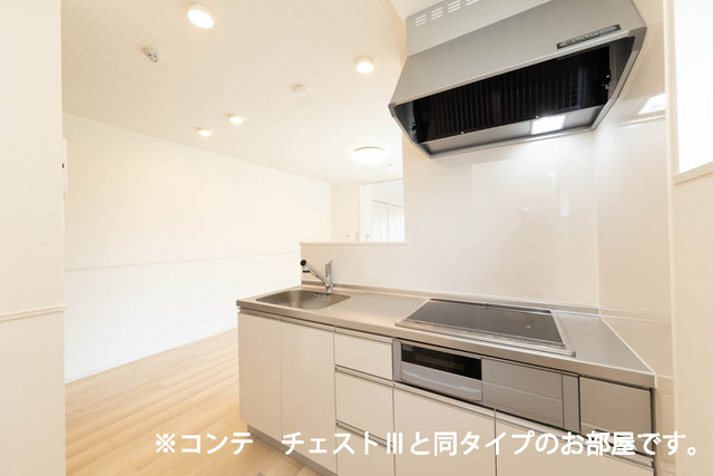 ヒカルサ東加古川のキッチン写真