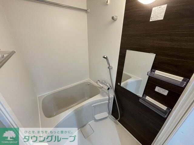 東急目黒線 不動前駅 徒歩7分 4階建 築5年の風呂写真