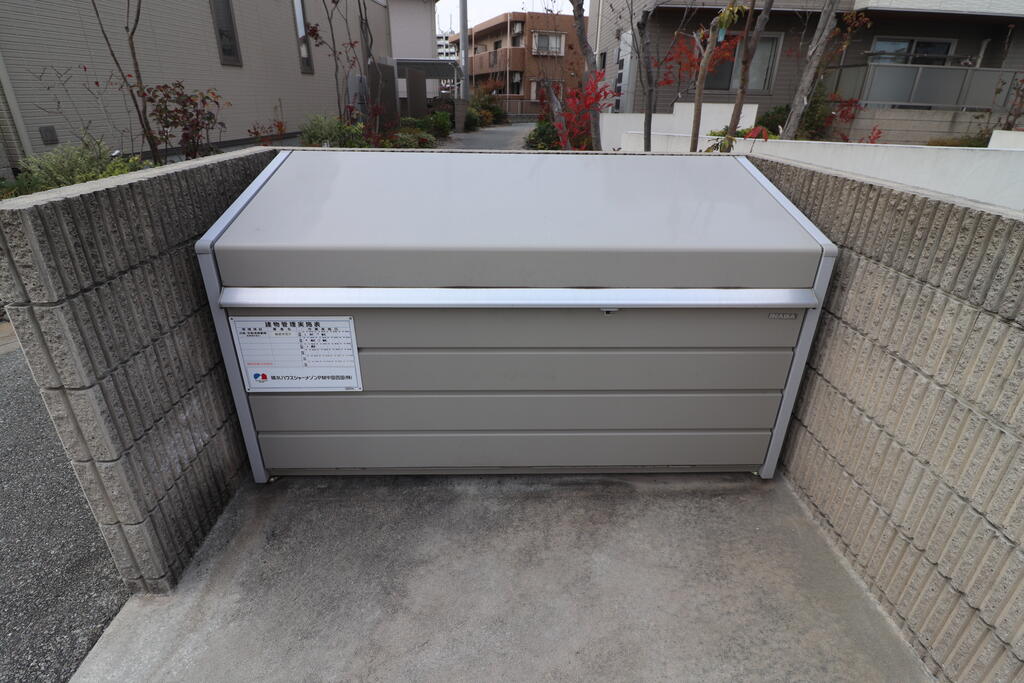 その他設備　専用ゴミ置き場♪