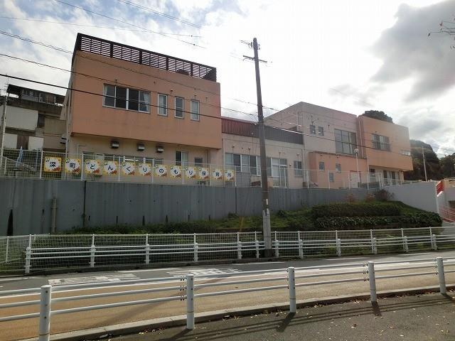 幼稚園・保育園　深町どんぐりの森保育所（幼稚園・保育園）まで640m