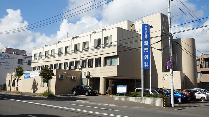 病院　医療法人西さっぽろ病院（病院）まで198m