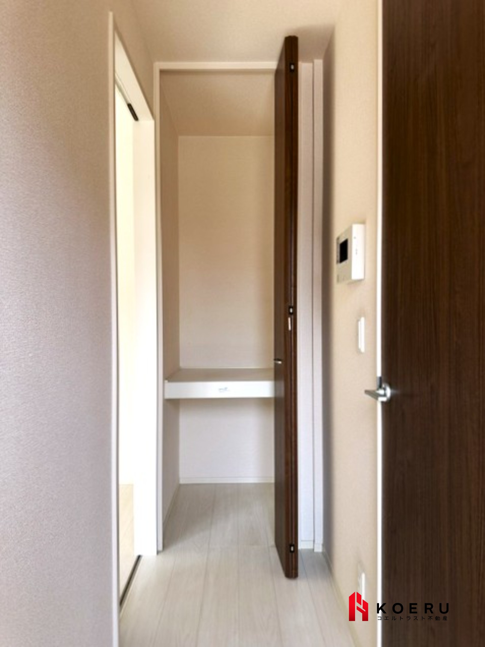ティアラIの内装写真
