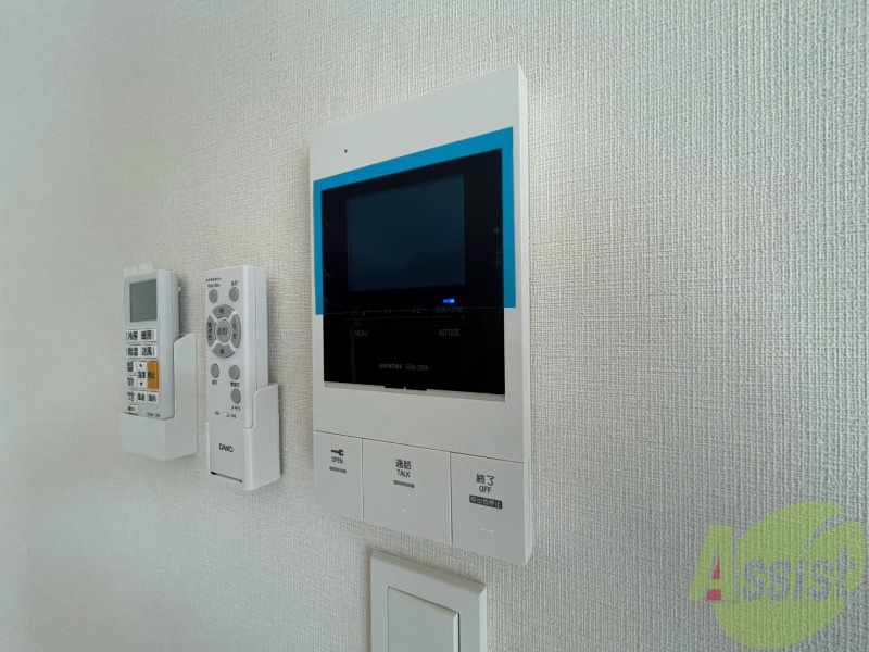 セキュリティ　ＴＶモニター付インターホンです。来客者の顔が見えるので安心！