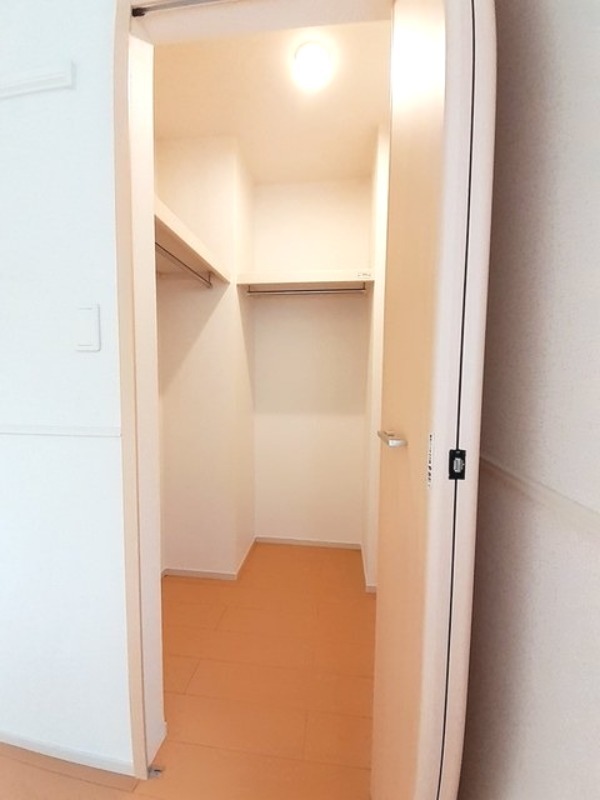 収納　図面と現状に相違がある場合には現状を優先