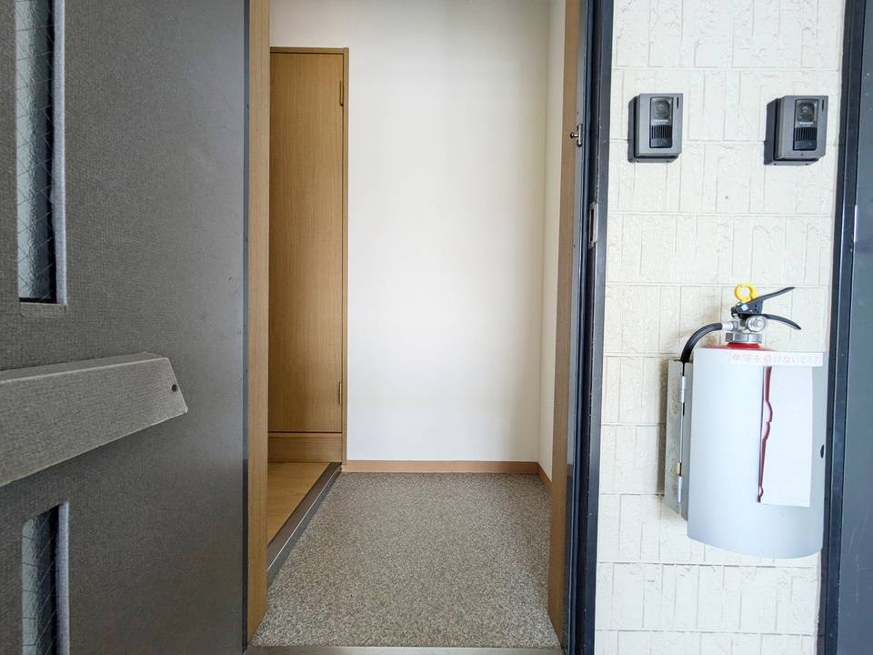 玄関　玄関