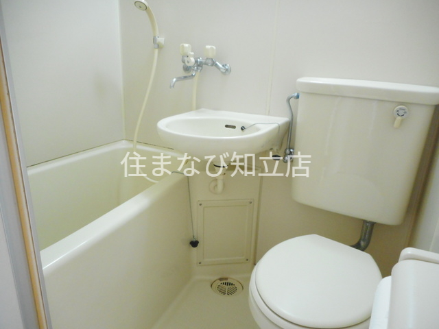 洗面設備　同型別部屋写真