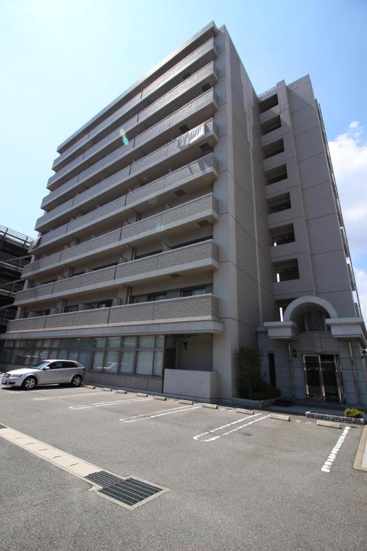 建物外観　クイーンズコート　建物外観