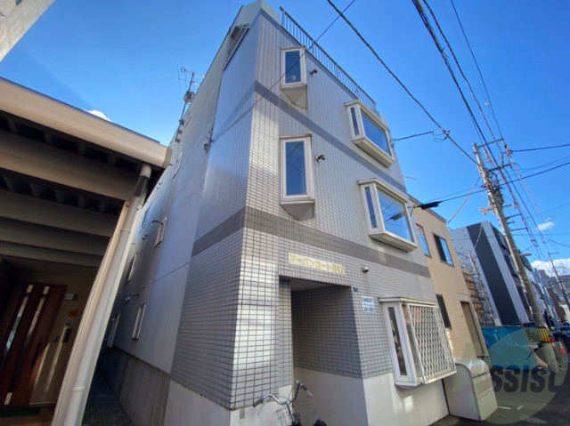 建物外観　札幌市中央区南８条西「アーバンコート８１２」